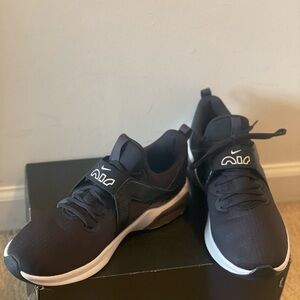 Nike Women’s Airmax Bella